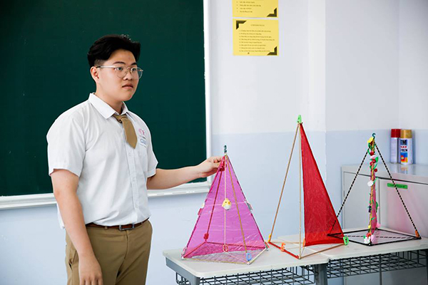 Cong ty Cong Nghe Tin hoc Nha truong  Schoolnet  Bài viết  Cabri 3D   phần mềm đầu tiên hỗ trợ vẽ hình học động trong không gian 3 chiều